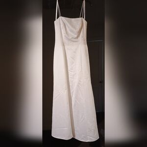Elegant White Spaghetti Strap Dress
